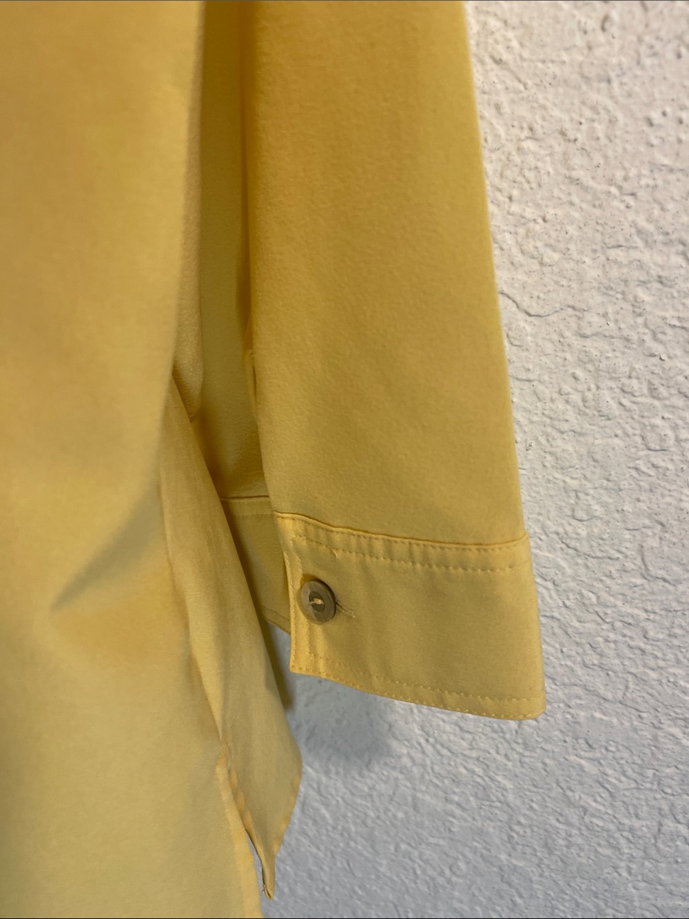 Covington Yellow Ruffle-Trim Button Front Blouse Size Large - Picture 11 of 12